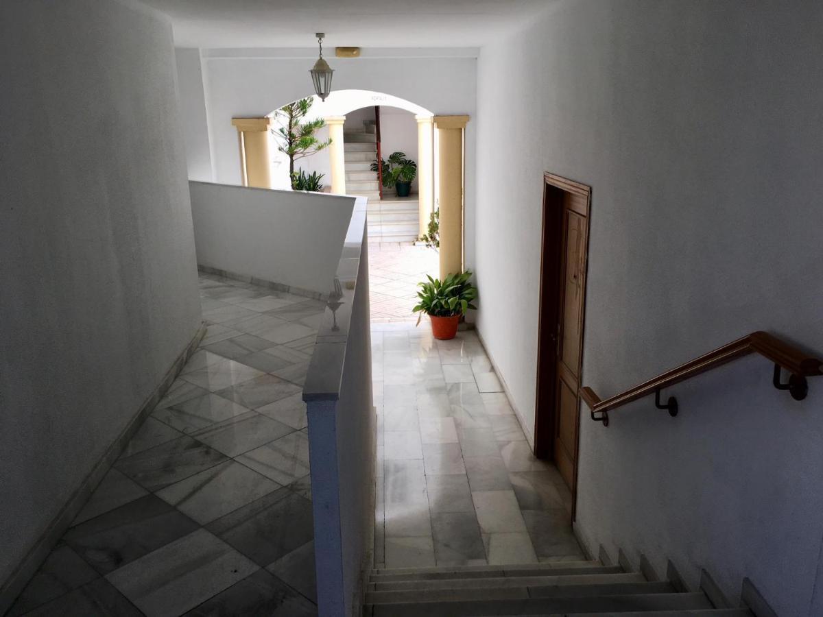 Apartamento La Estacion Херес-де-ла-Фронтера Экстерьер фото